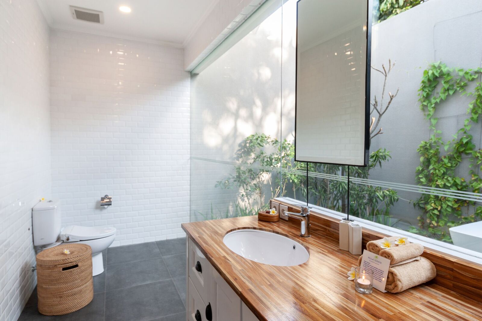 seminyak luxury villas